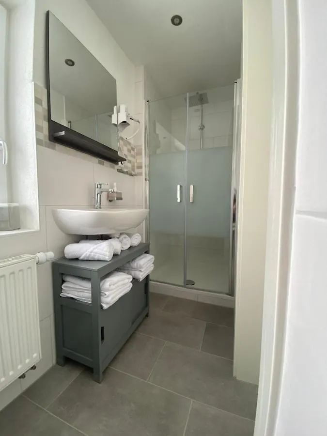 Apartment Adn Suites - Netflix - Modern And Smart Guenzburg Germany